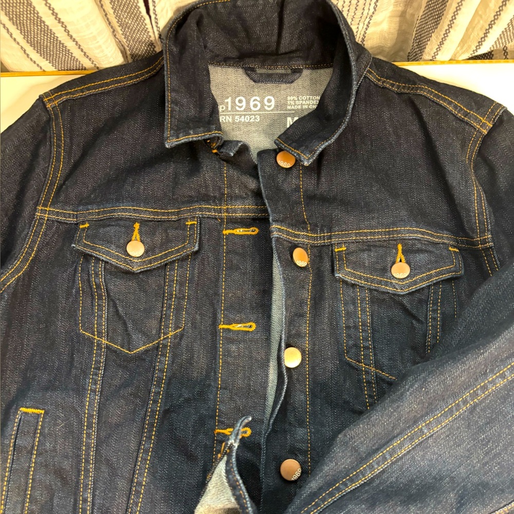 Women’s/Girl’s Vintage Gap Dark Wash Jean Jacket